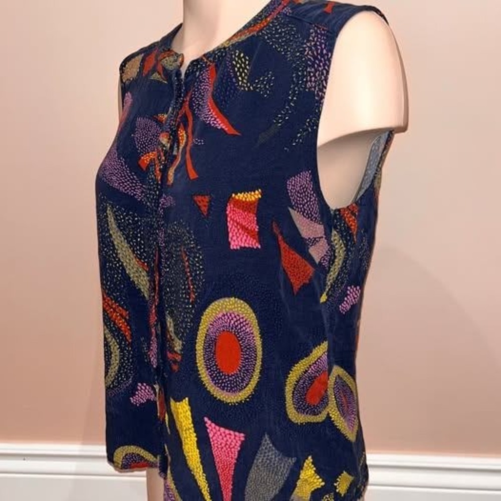 Numph Itachi Blouse Top Iris Navy Blue Abstract Geometric Sleeveless Size 40 - Picture 2 of 6